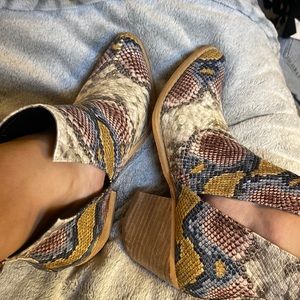Snakeskin leather boots